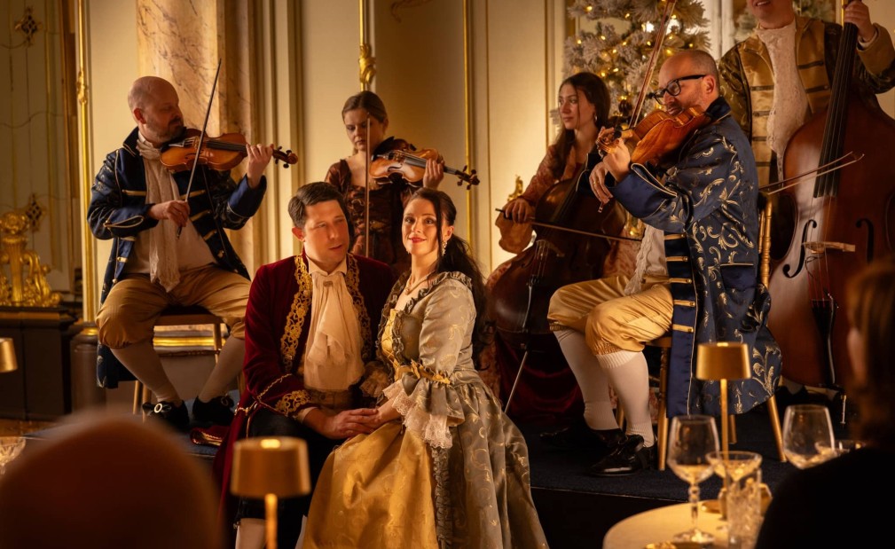 Christmas Mozart Dinner: opera duet with the quintet by the Christmas tree